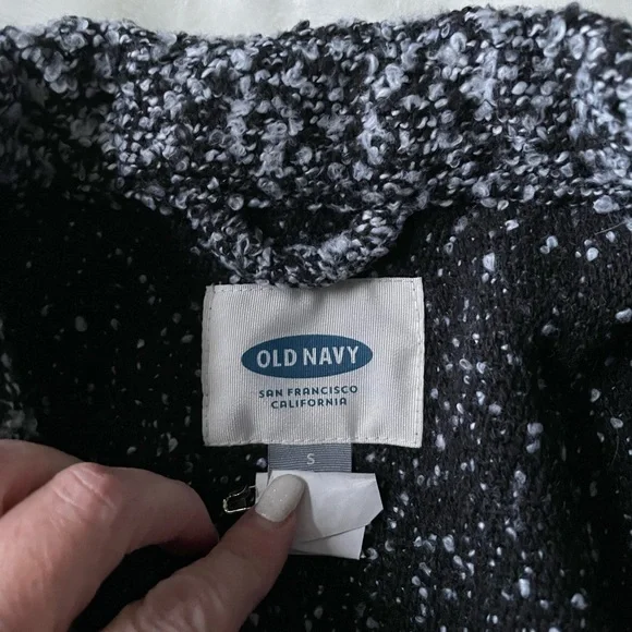 Black and White Boucle Tweed Coat - Picture 5 of 6